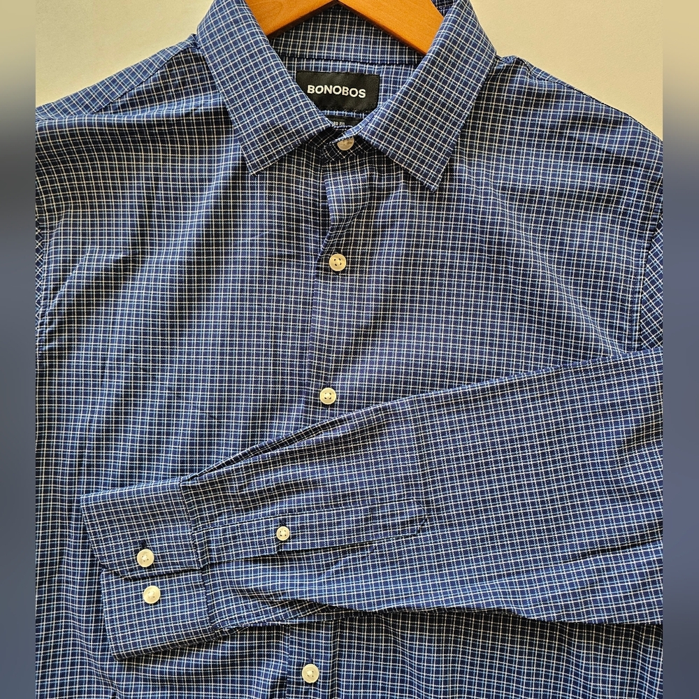 Bonobos Blue Micro Check Plaid Long Sleeve ButtonDown Shirt M Preppy Office Work